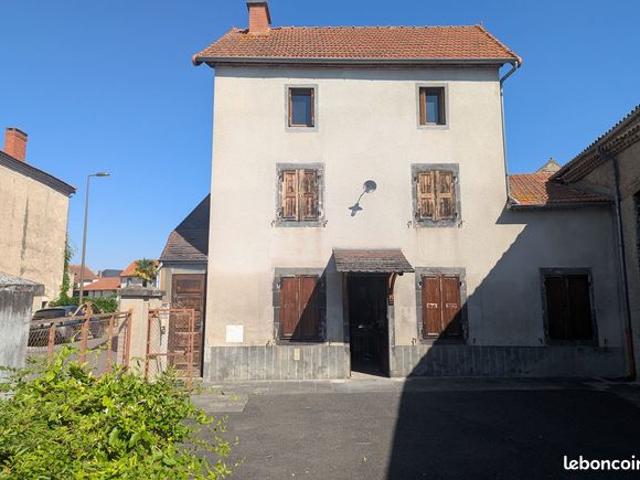 Maison vente à Riom, Sardon