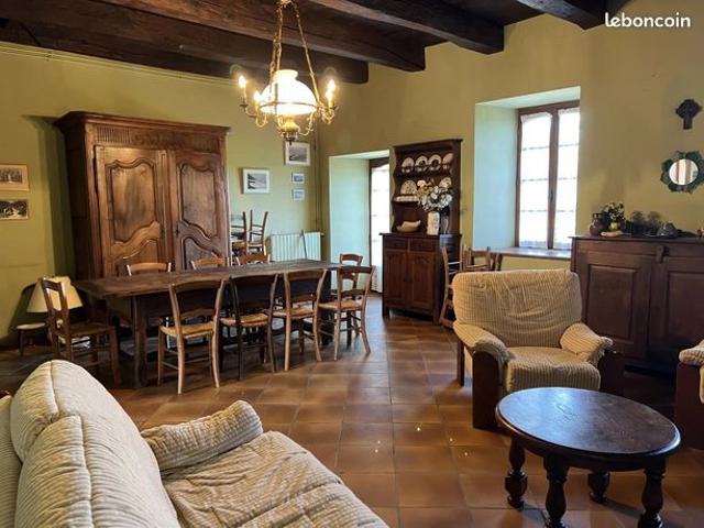 Maison vente à Villefranche-de-Rouergue, Manhac
