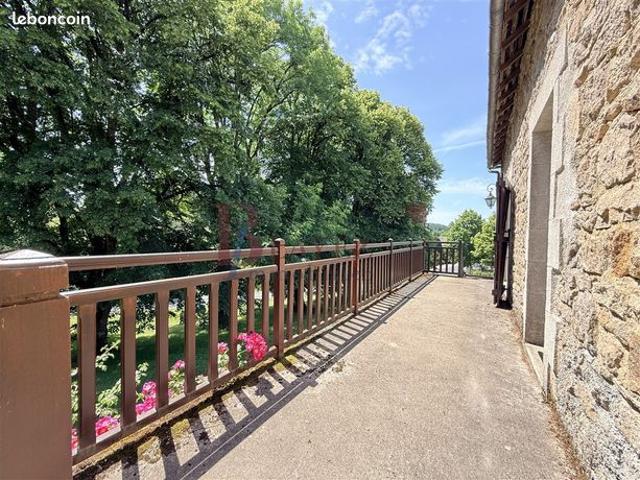 Maison vente à Ussel, Peyrelevade