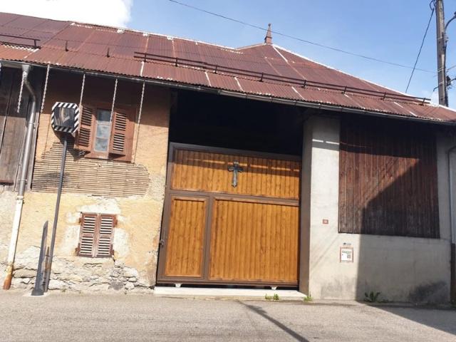 Maison vente à Chambéry, Ecole