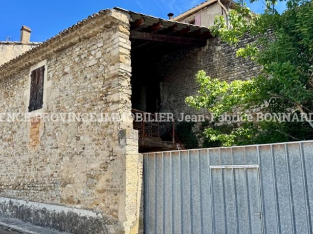 Maison vente à Carpentras, Visan