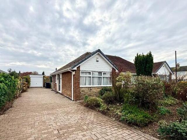 House for rent in Rufford Park, Yeadon