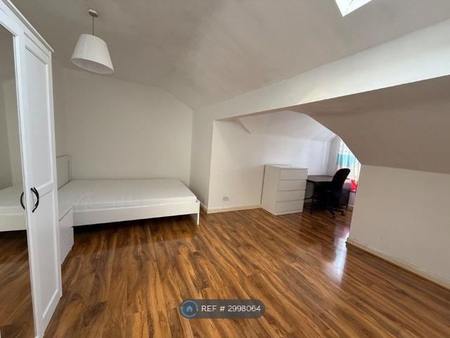 Room for rent in Chapeltown, West Yorkshire