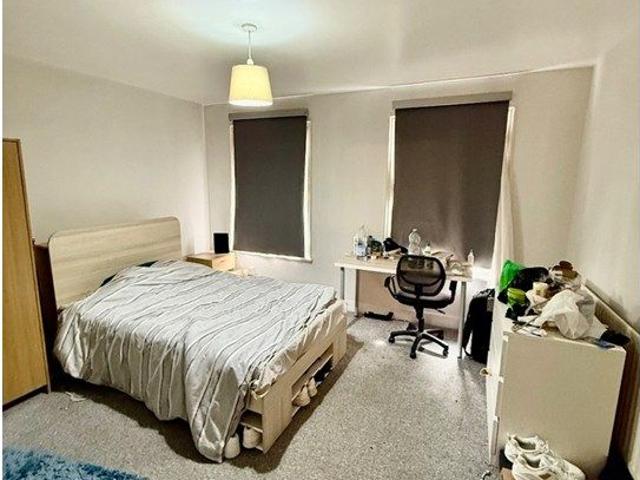 Room for rent in Newtown, Reading