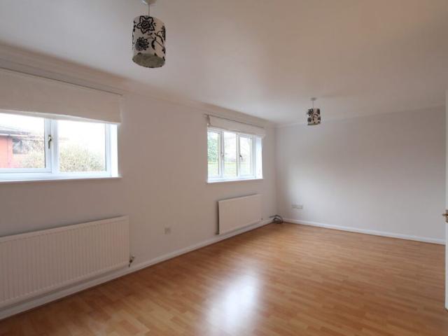 Apartment for rent in Catteshall, Waverley