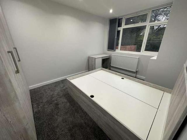 House for rent in Hayes, London Borough of Hillingdon