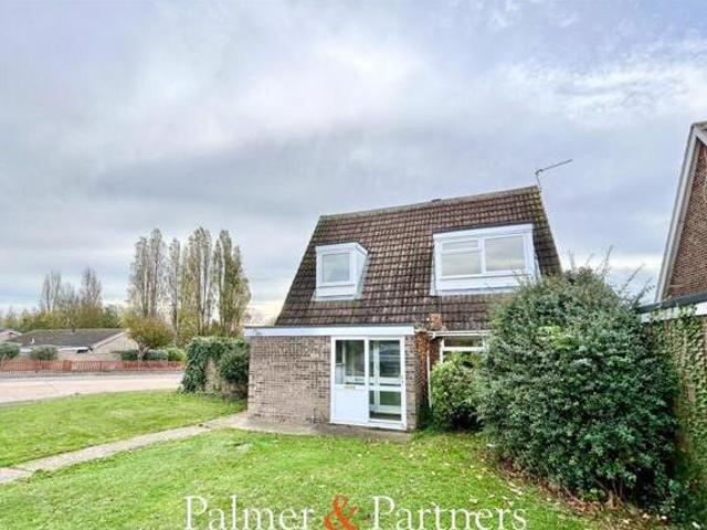 House for sale in Walton-on-the-Naze, Tendring