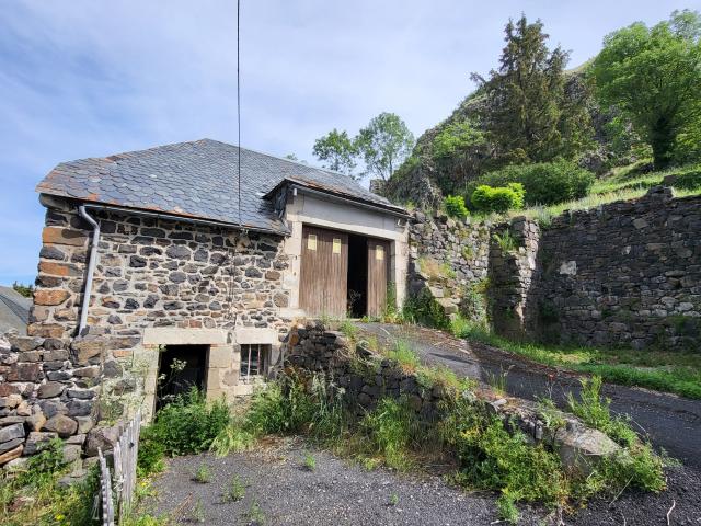 Maison vente à Mauriac, Apchon