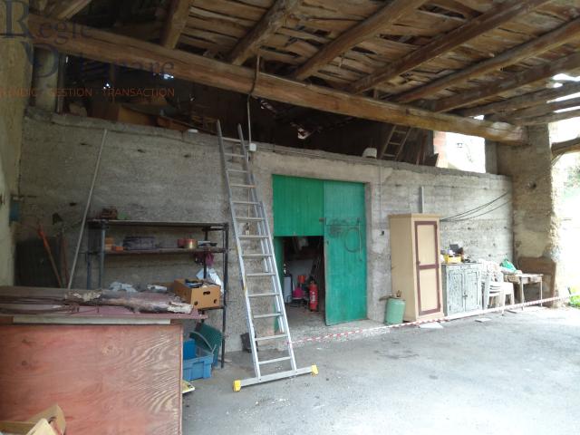 Maison vente à Vienne, Artas