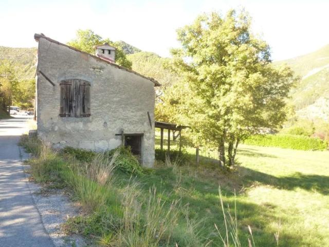 Maison vente à Castellane, Entrevaux