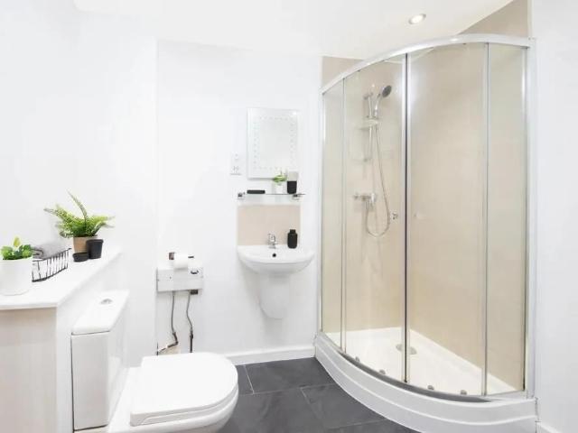 Apartment for rent in Bede Island, Old Wharf
