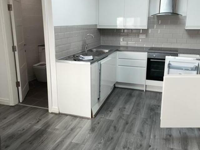 House for rent in Calderstones