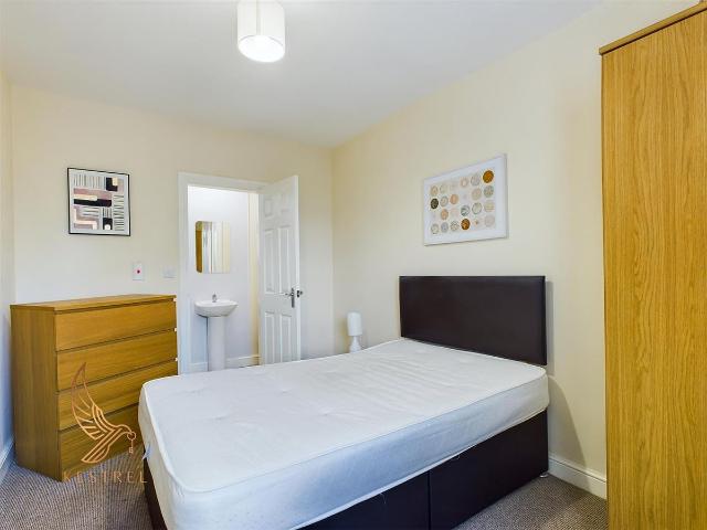 Room for rent in Maltby, South Yorkshire