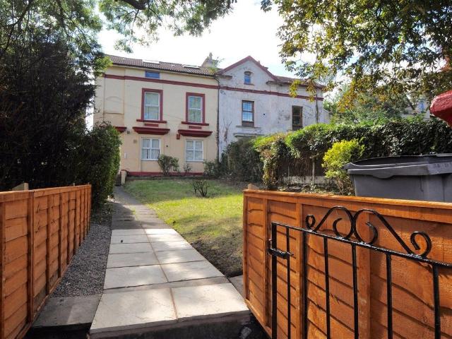 Apartment for rent in Claughton, Birkenhead