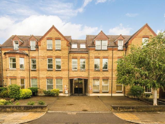 Apartment for rent in London Borough of Ealing, Greater London