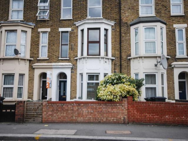 Apartment for rent in Leyton, Greater London