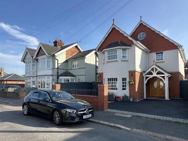House for sale in Middle Deal, Ash