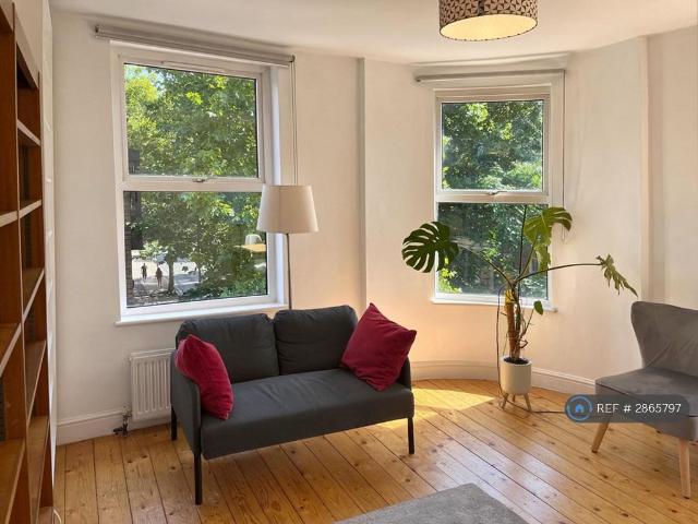 Apartment for rent in Old Kent Road, Greater London