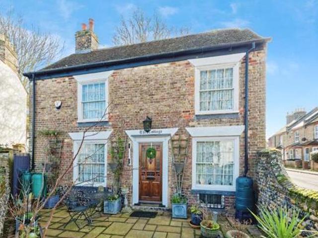 House for sale in West Cliff, Acol