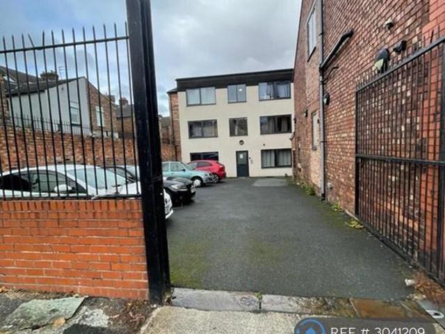 Apartment for rent in Claughton, Birkenhead