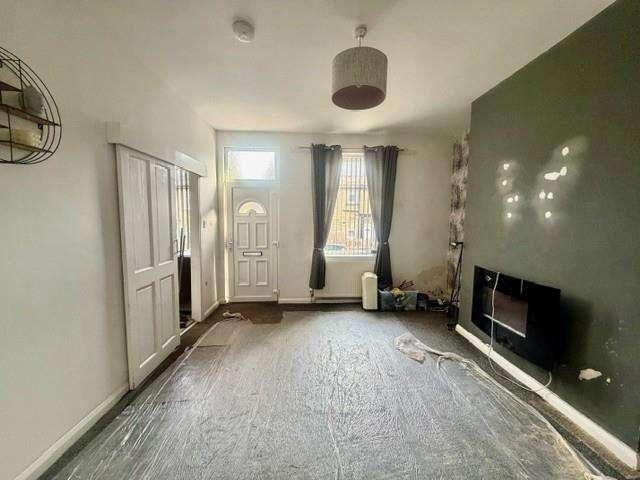House for rent in Lee Mount, Calderdale
