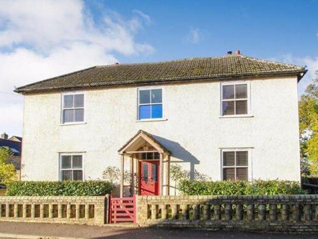 House for sale in Shefford, Bedfordshire