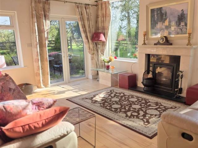 House to rent in Athenry, Connacht