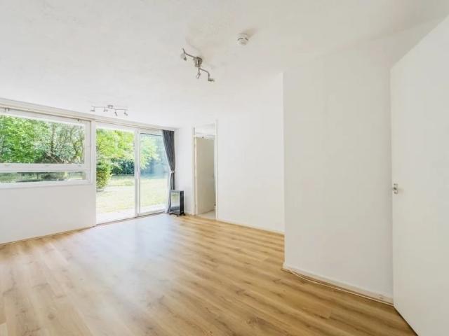 Room for rent in Carshalton Beeches, Greater London