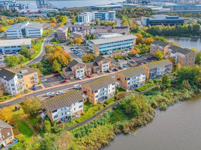Apartment for rent in Cardiff International Sports Village, Falcon Lodge