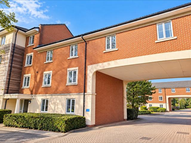Apartment for rent in Cardiff International Sports Village, Cardiff