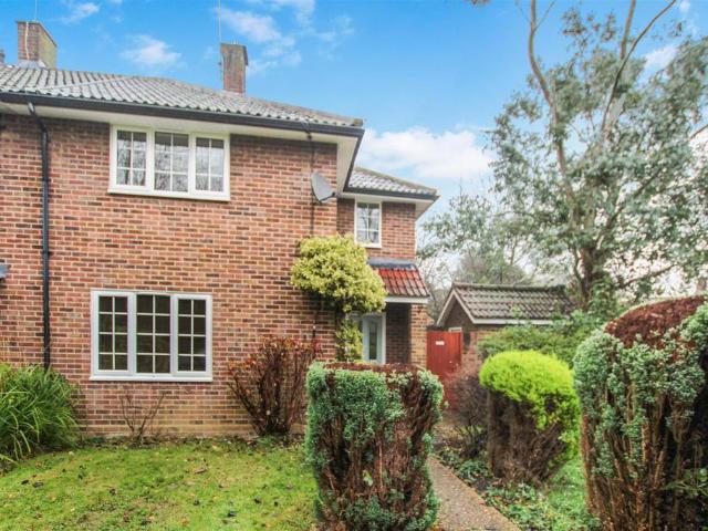 House for rent in Hutton Mount, Navestock Side