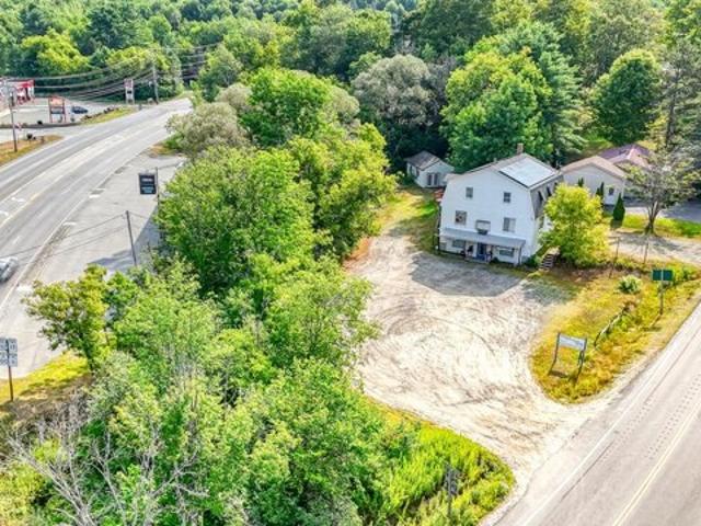 House for sale in Manchester, Maine