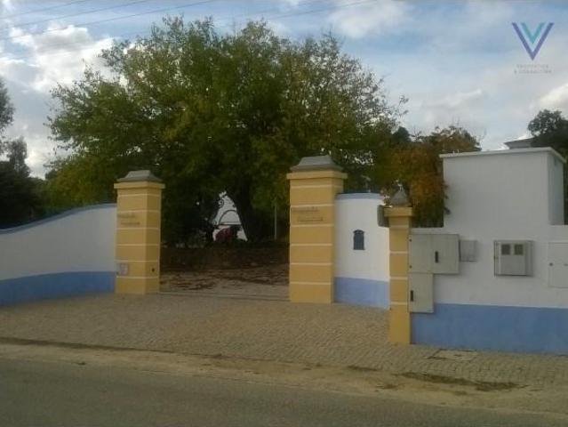 Terreno venda em Almeirim, Santarém