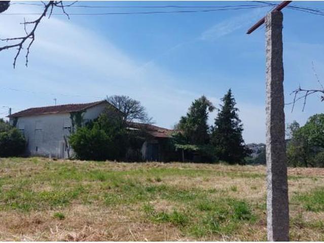 Terreno venda em Gandra de Moreira, Bitarães