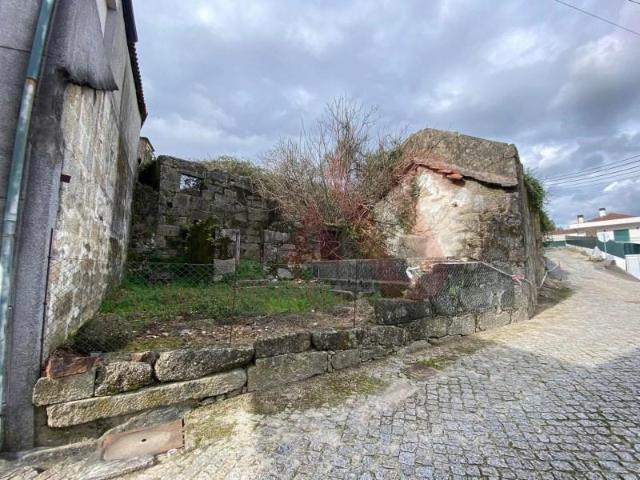 Terreno venda em Lousada, Porto