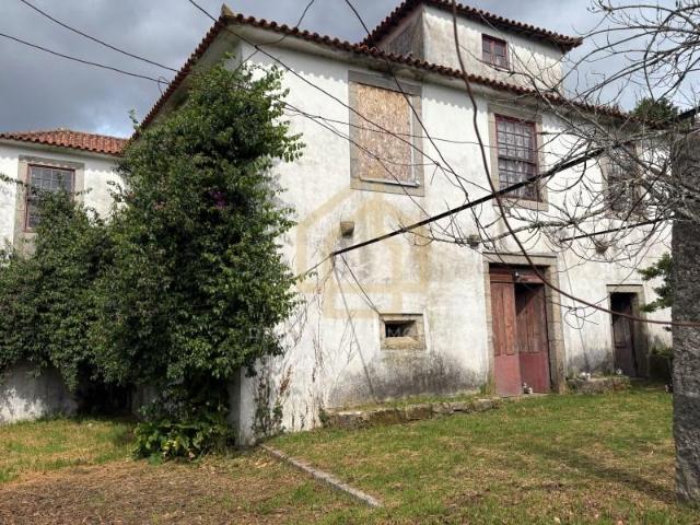Terreno venda em Santo Tirso, Porto