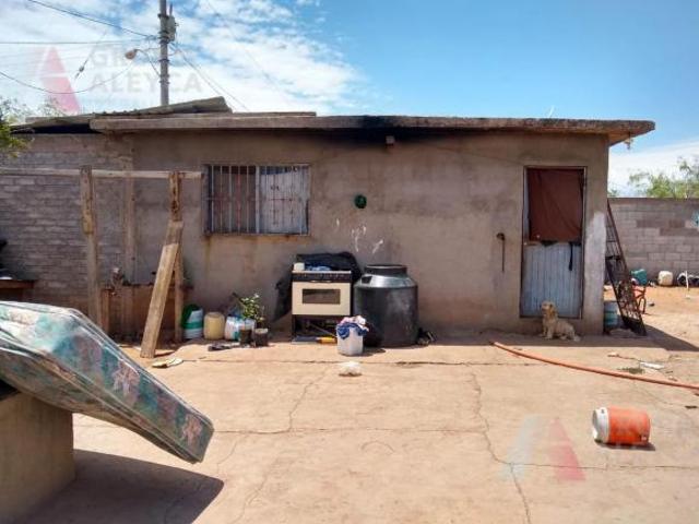 GRANJA EN VENTA EN LA SALIDA A ALDAMA CHIHUAHUA