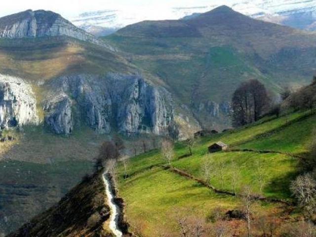 Casa en alquiler en San Roque De Riomiera, Cantabria
