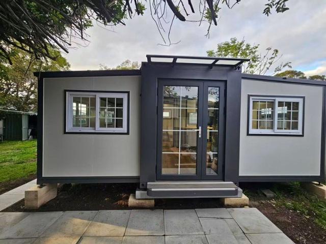 Granny Flat for rent in Koongamia, Western Australia