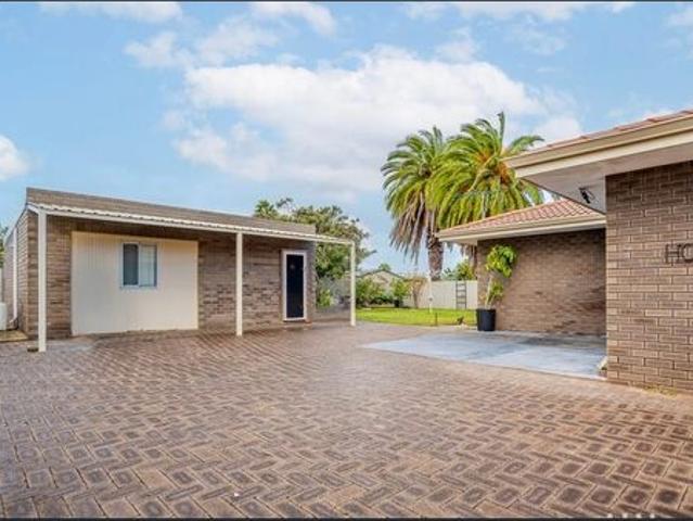 House for rent in Safety Bay, Western Australia