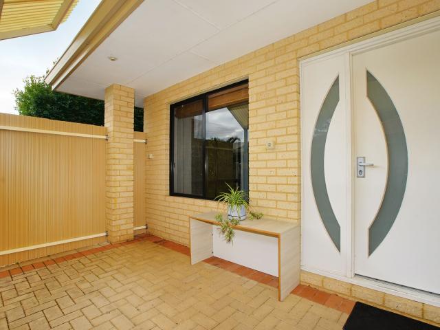 Apartment for rent in Kardinya, Western Australia