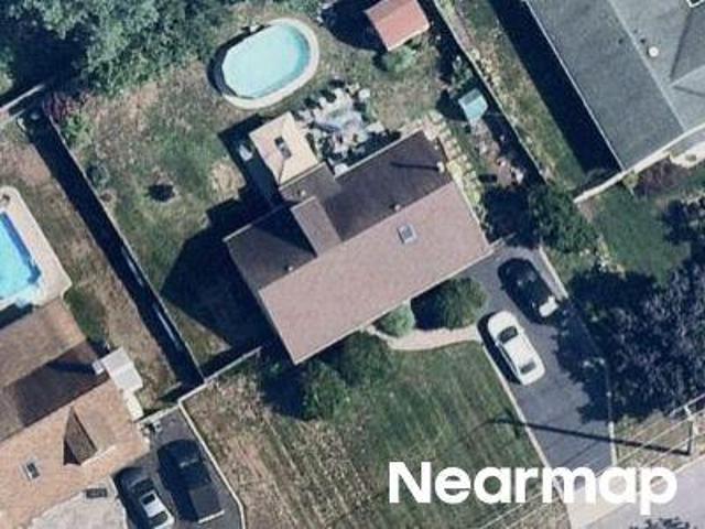 House for sale in Farmingville, Town of Brookhaven