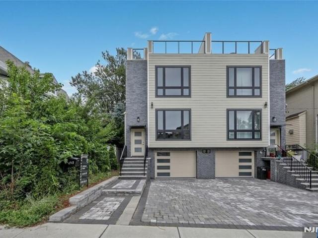 House for sale in Cliffside Park
