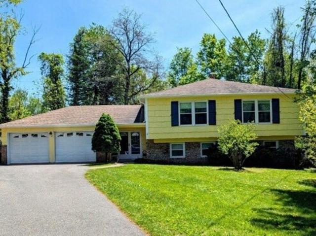 House for sale in New Providence, New Jersey