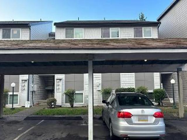 Condo for sale in Renton, Washington