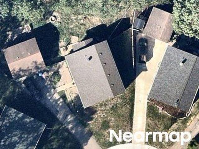 House for sale in Carpentersville, Illinois