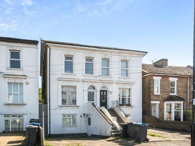 Apartment for rent in London Borough of Croydon, Greater London