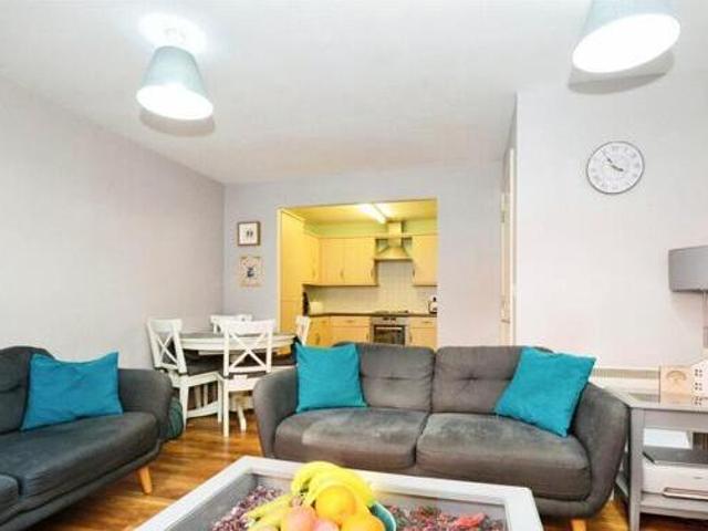 House for sale in Greater London