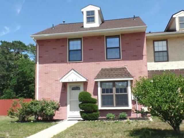 House for sale in Dorothy, New Jersey