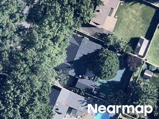 House for sale in Teaneck, New Jersey